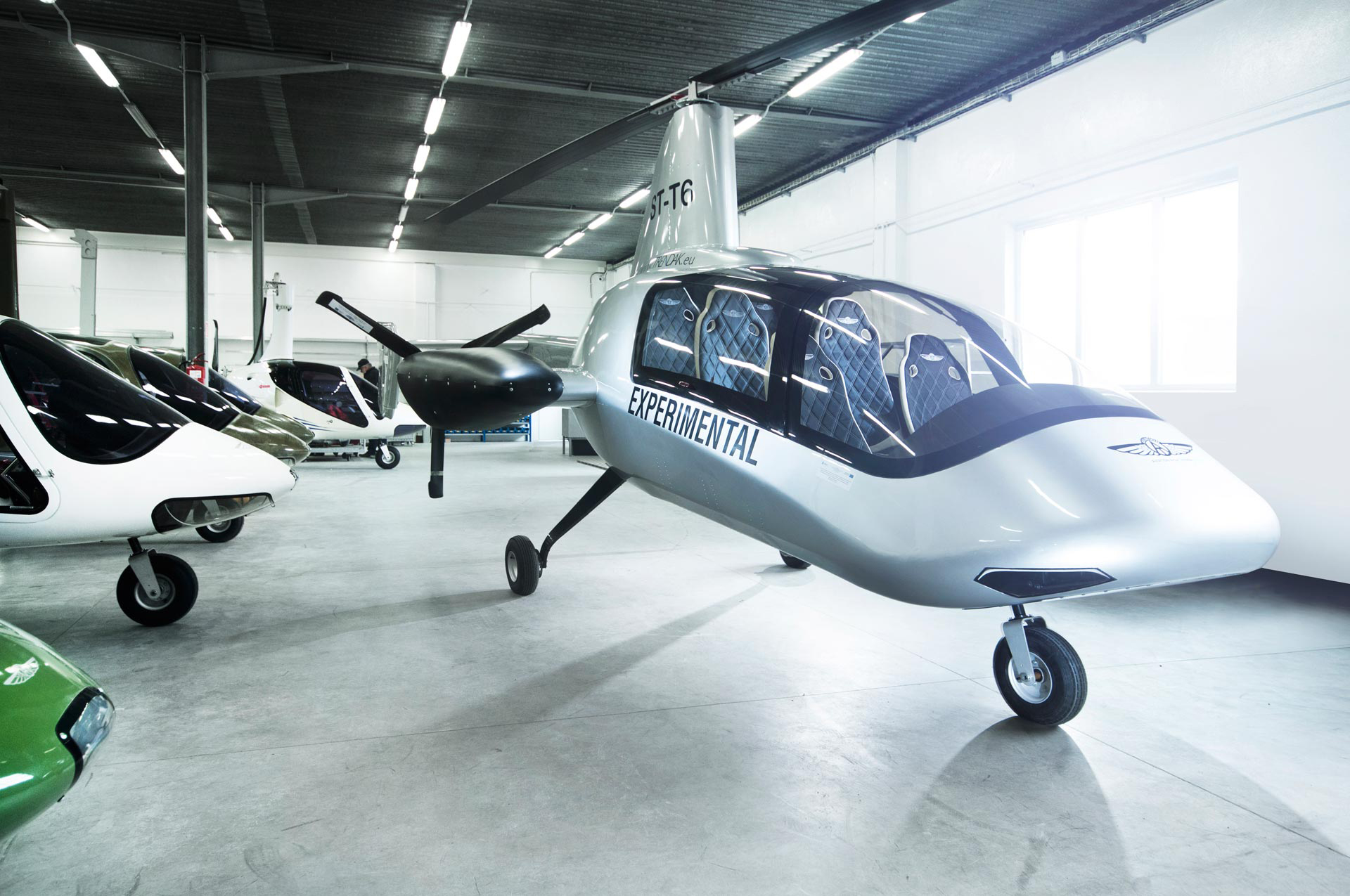 Aviation Artur Trendak T6 hybrid-electric gyrocopter front view Aviation Artur Trendak T6 hybrid-electric gyrocopter front view